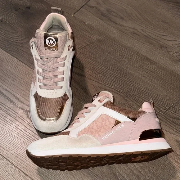 Michael Kors Wilma Suede and Logo Trainer - Picture 4 of 9